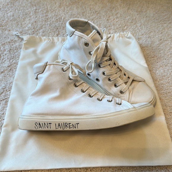 Saint Laurent Malibu Sneakers - Picture 5 of 11